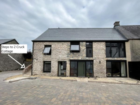 1 Cruck Cottage